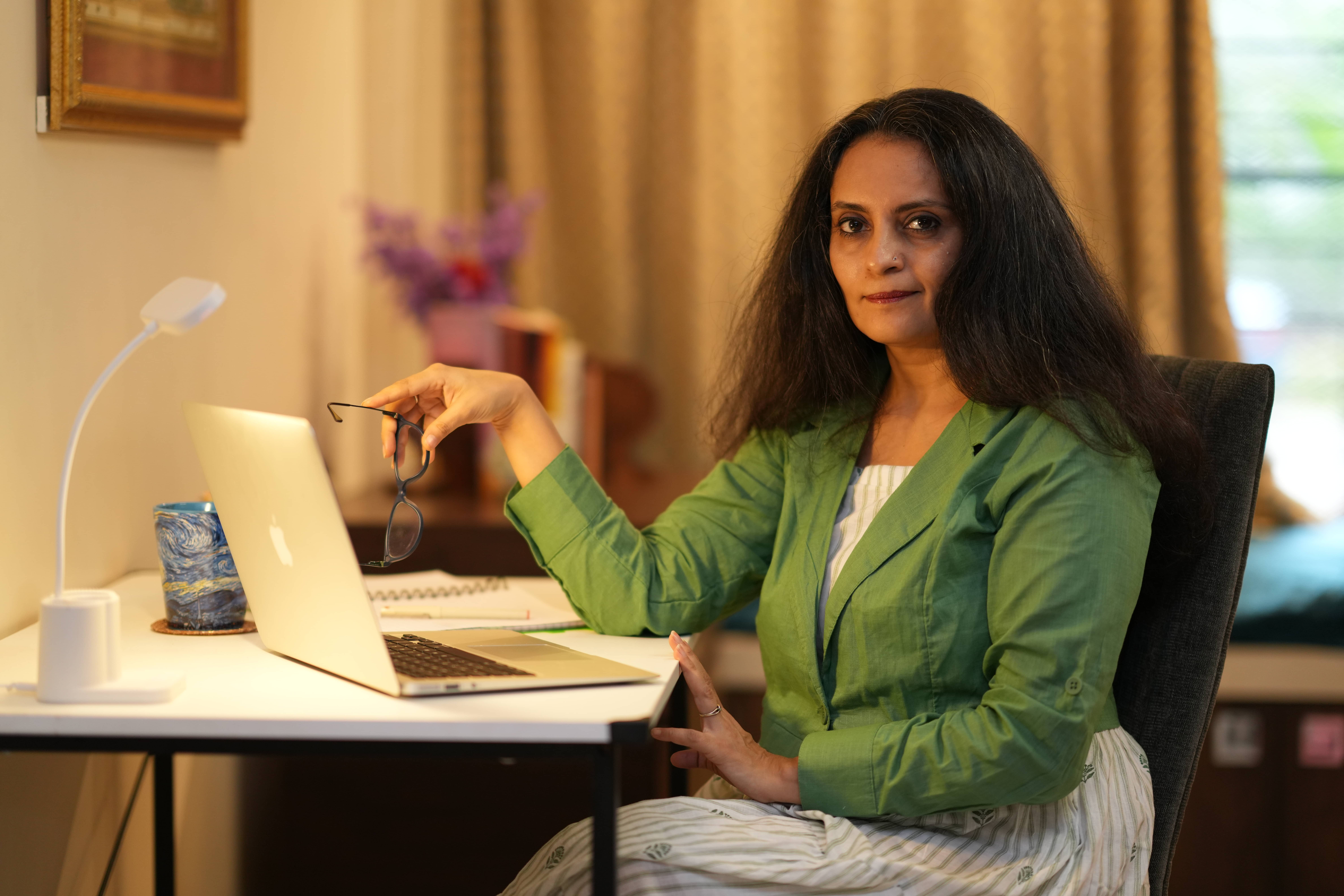 About Kairosphere — relationship coach Mumbai office environment for self-discovery coaching